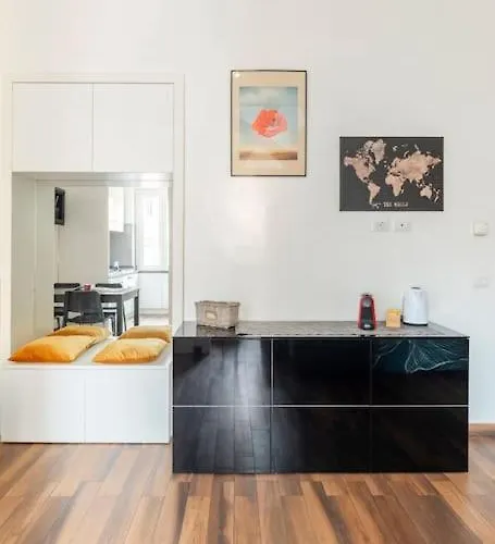 San Giovanni Living House A 4 Minuti A Piedi Da Metropolitana A Re Di Апартаменты Рим